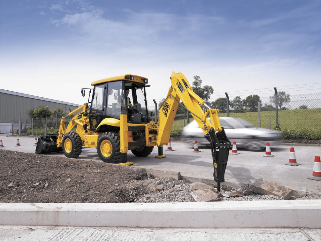 Гидромолот JCB 3CX в аренду